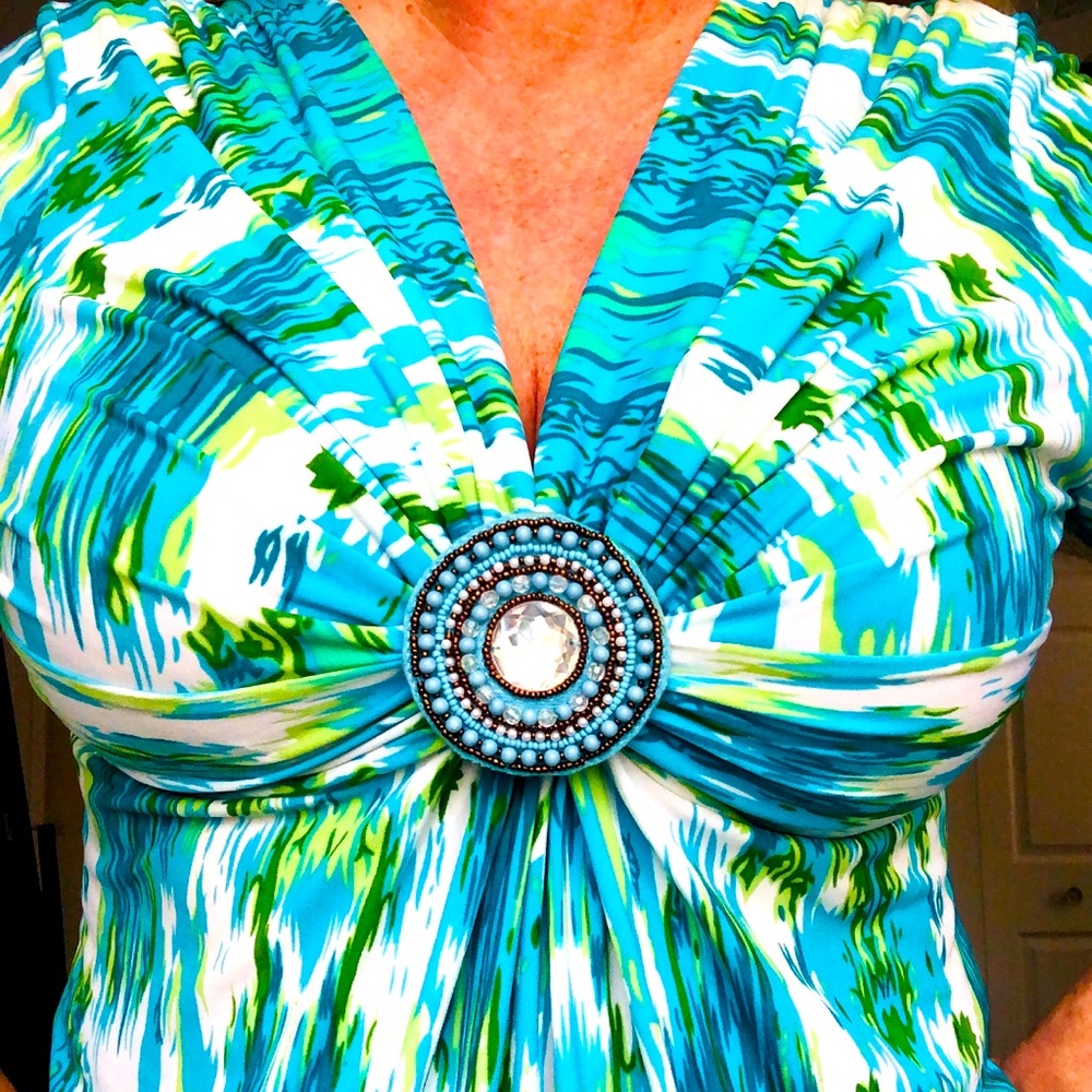 Peck & Peck Top w/gathered, jeweled décolleté!